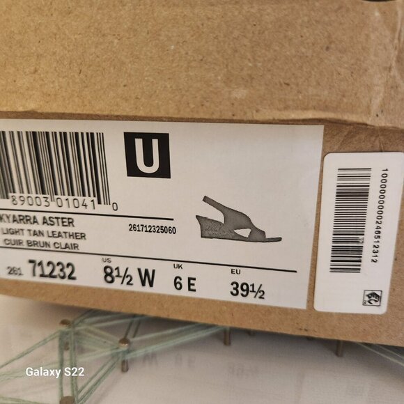 Clarks Kyarra Aster Wedge Sandals. Leather. NIB. Size 8.5 Wide - Picture 9 of 10